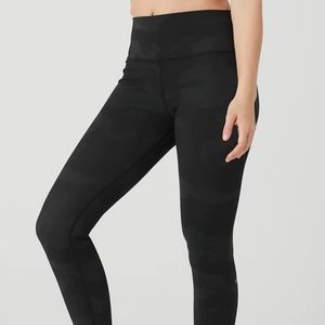 Alo Camo High-Waist Airlift Legging Sz Small